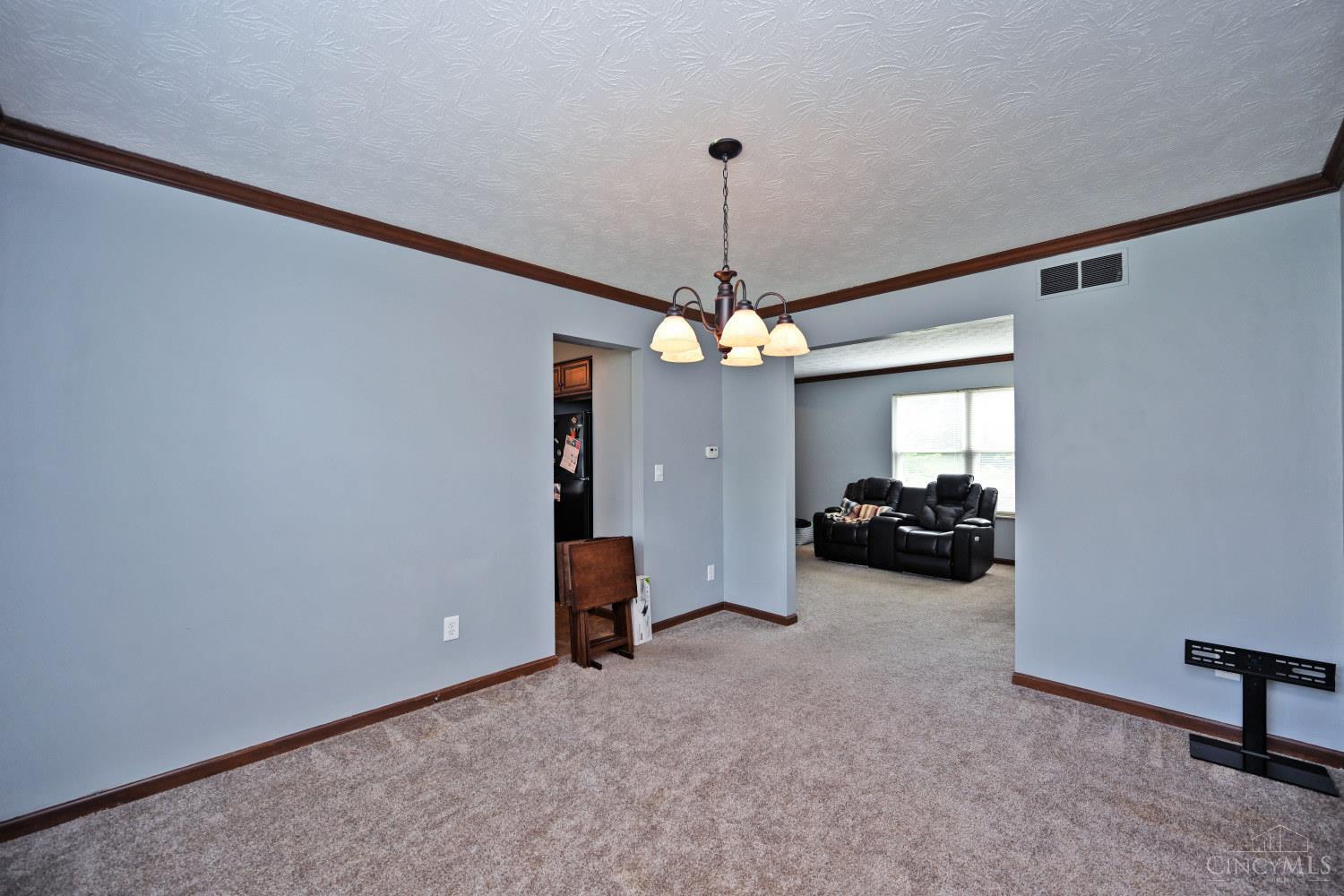 619 Quail Run Road, Middletown, OH, 45042 — photo 12
