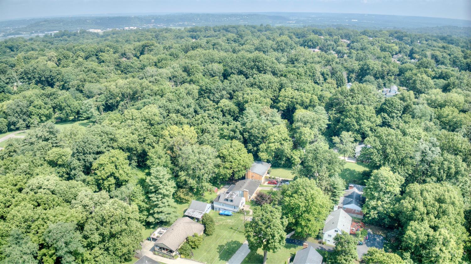 1741 Bloomingdale Avenue, Cincinnati, OH, 45230 — photo 33