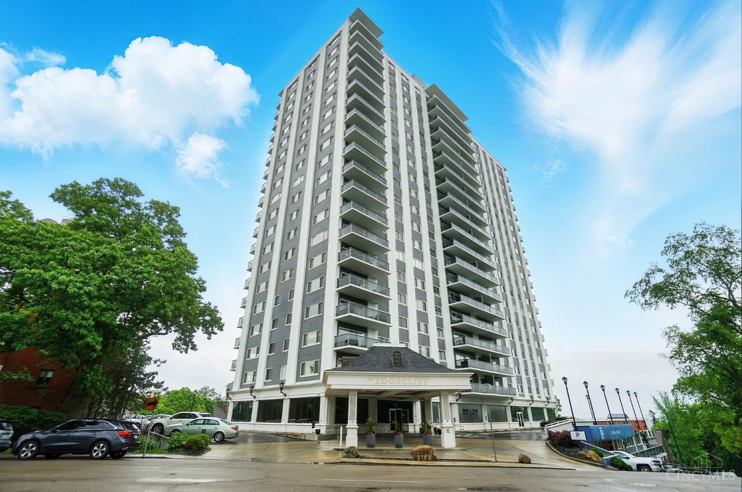 Homes for sale in Cincinnati, OH | 2200 Victory Pkwy #1601, Cincinnati, OH 45206 | MLS# 1886660