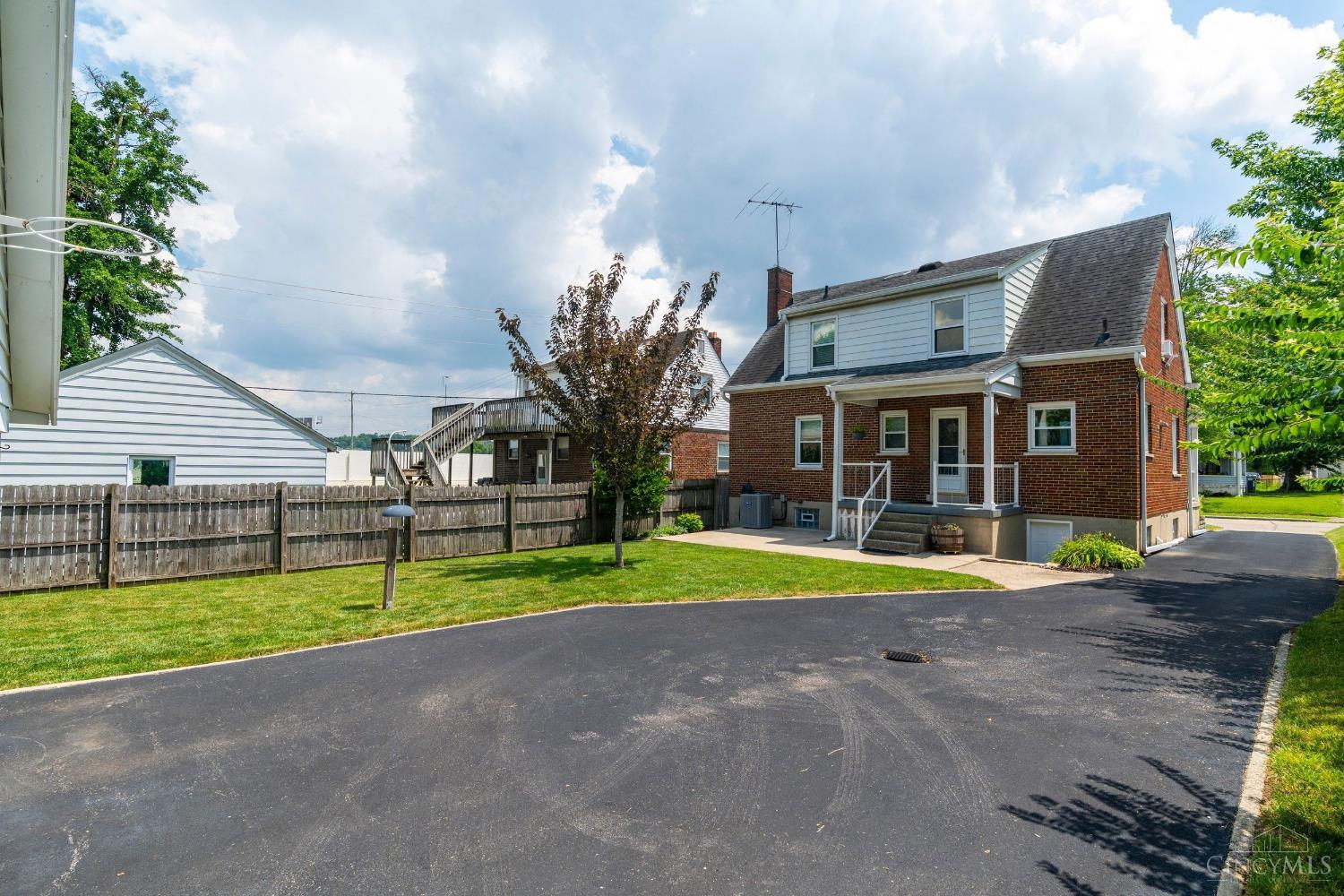 104 Bacon Street, Lockland, OH, 45215 — photo 42