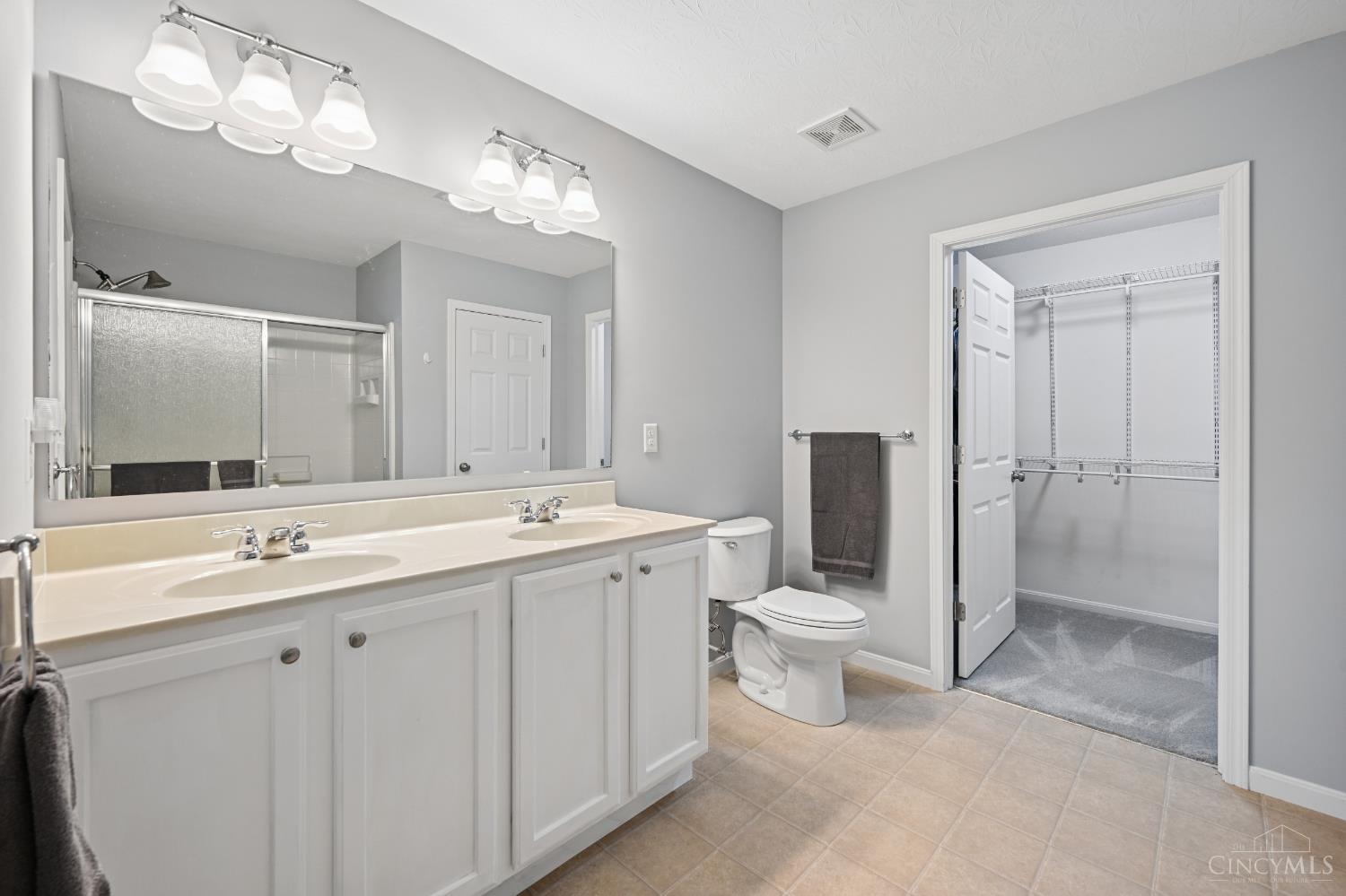 3268 Thoroughbred Drive, Goshen Twp, OH, 45140 — photo 12