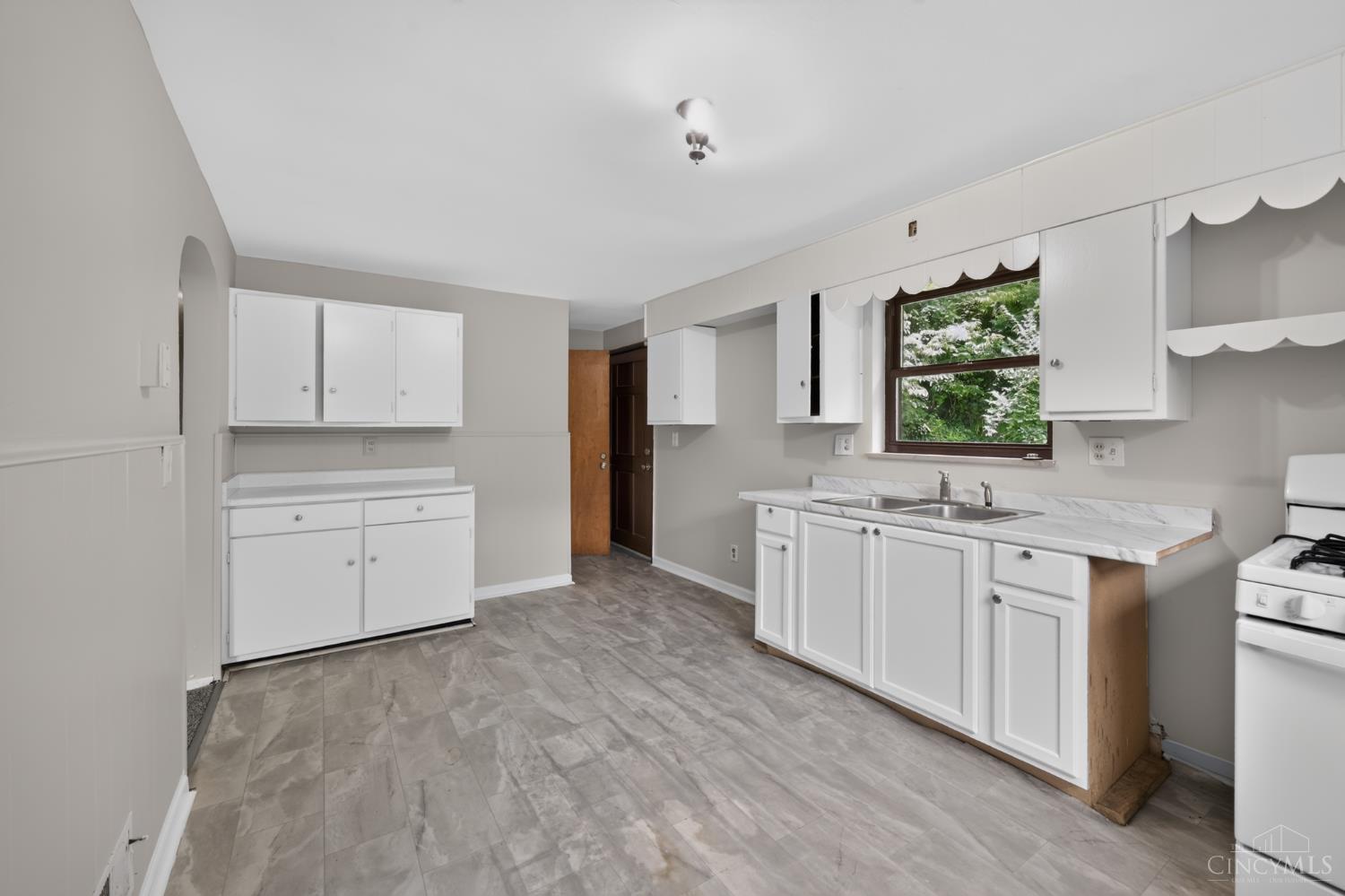 500 Fairbanks Avenue, Cincinnati, OH, 45205 — photo 13