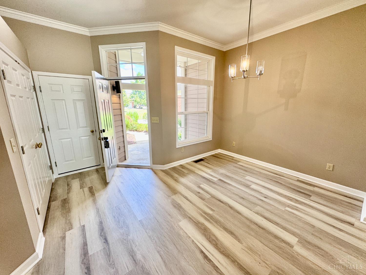 893 Cypresspoint Court, Pierce Twp, OH, 45245 — photo 11