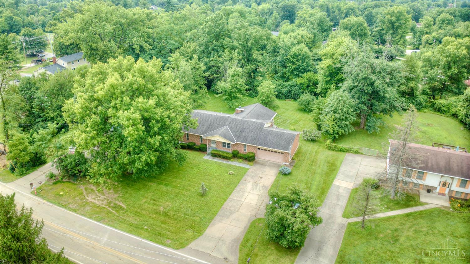 8043 Dimmick Road, West Chester, OH, 45241 — photo 2