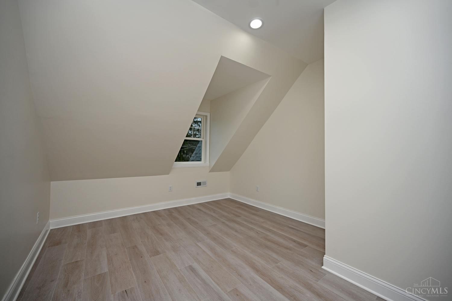 5748 Bramble Avenue, Cincinnati, OH, 45227 — photo 28
