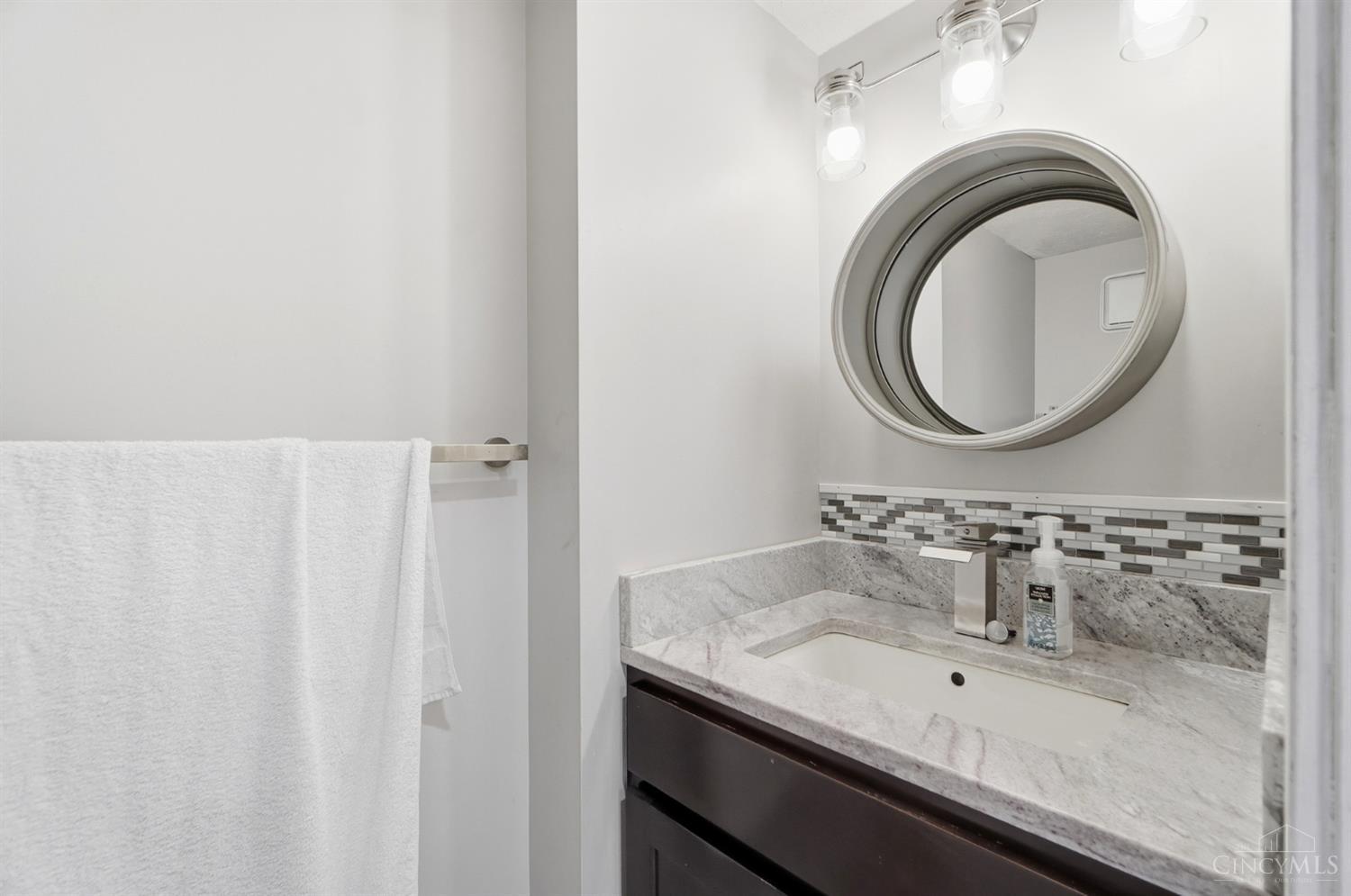 1008 John Street, Cincinnati, OH, 45203 — photo 13