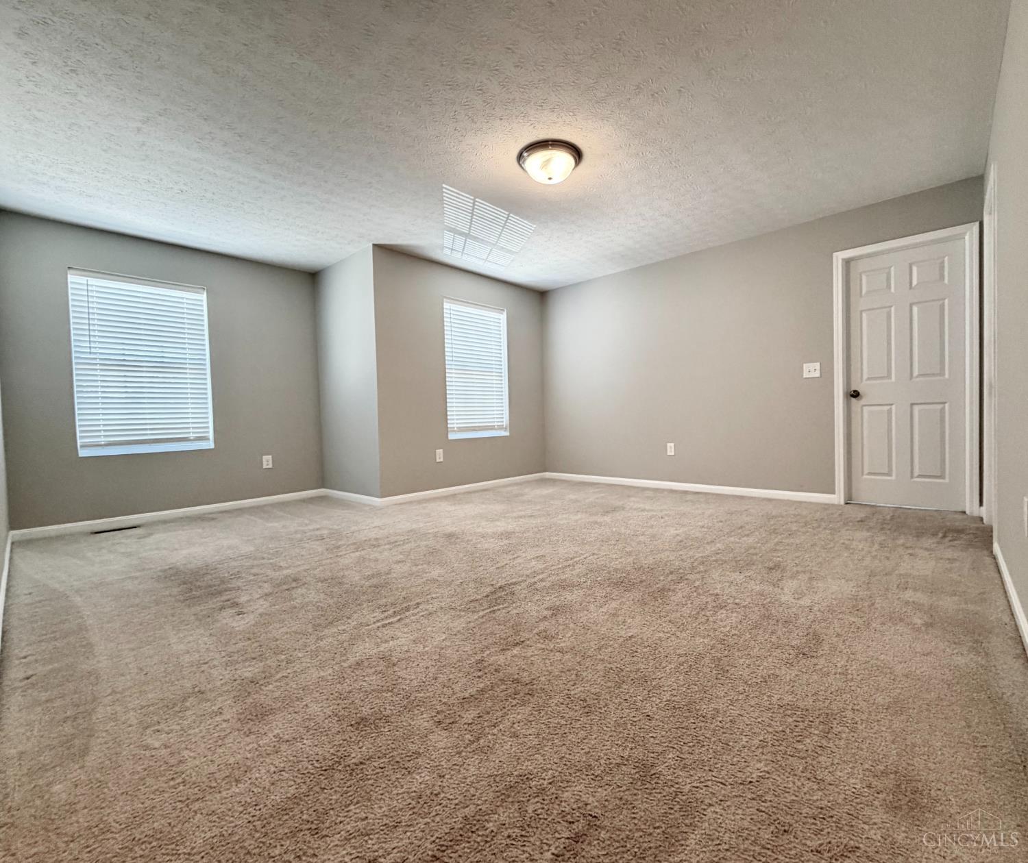 692 Hafton Court, Maineville, OH, 45039 — photo 11