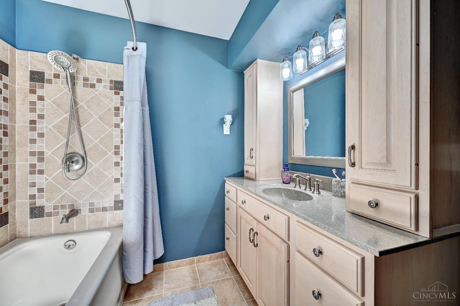 6427 Visitation Drive, Green Twp, OH, 45248 — photo 15