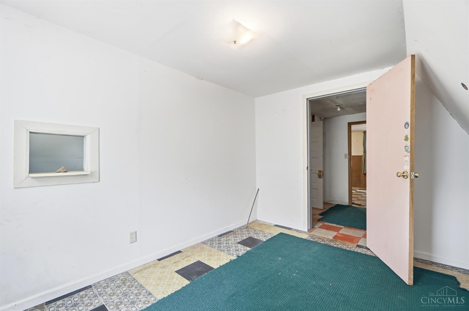 2117 Cardinal Avenue, Ross Twp, OH, 45014 — photo 17