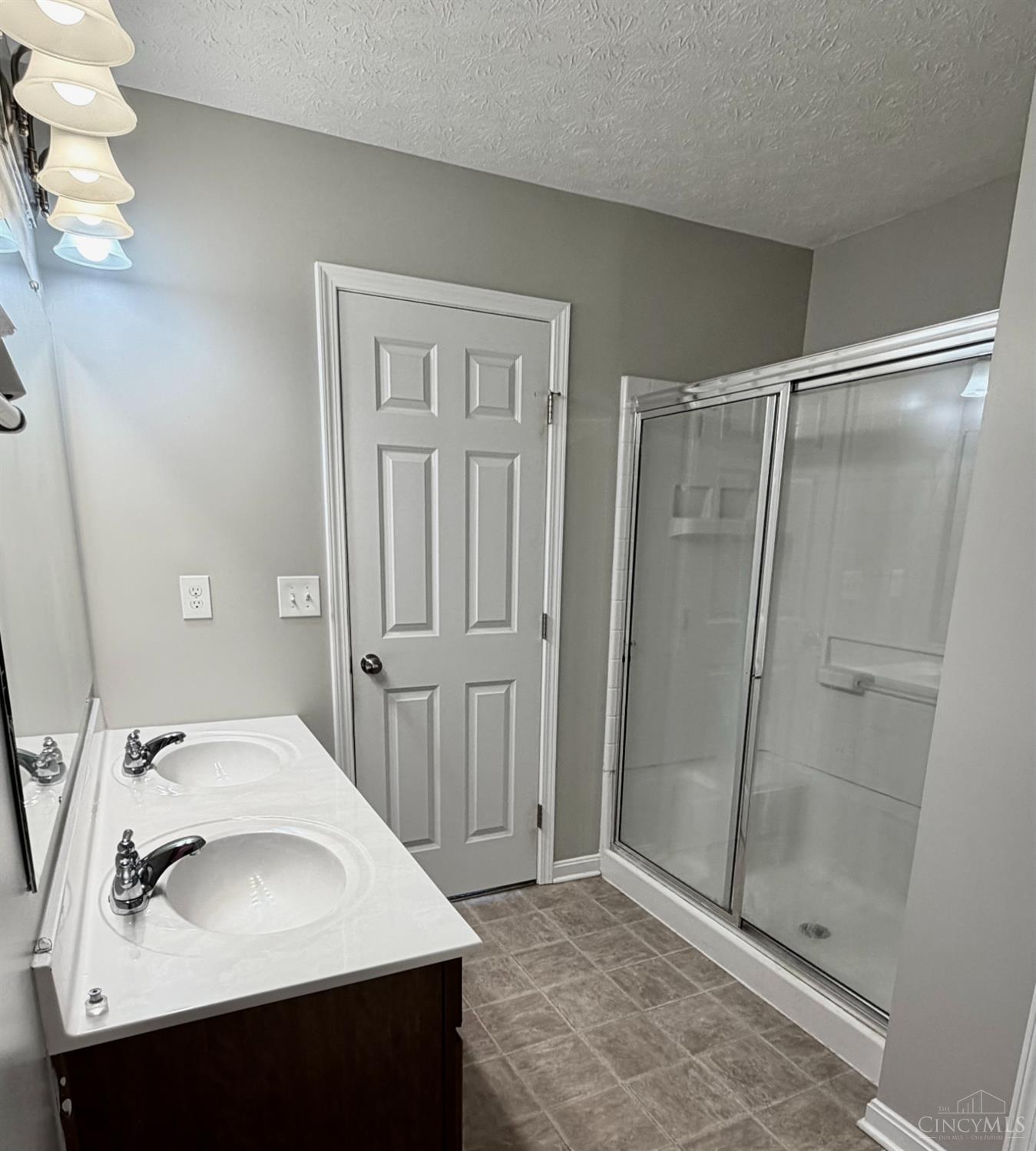 692 Hafton Court, Maineville, OH, 45039 — photo 15