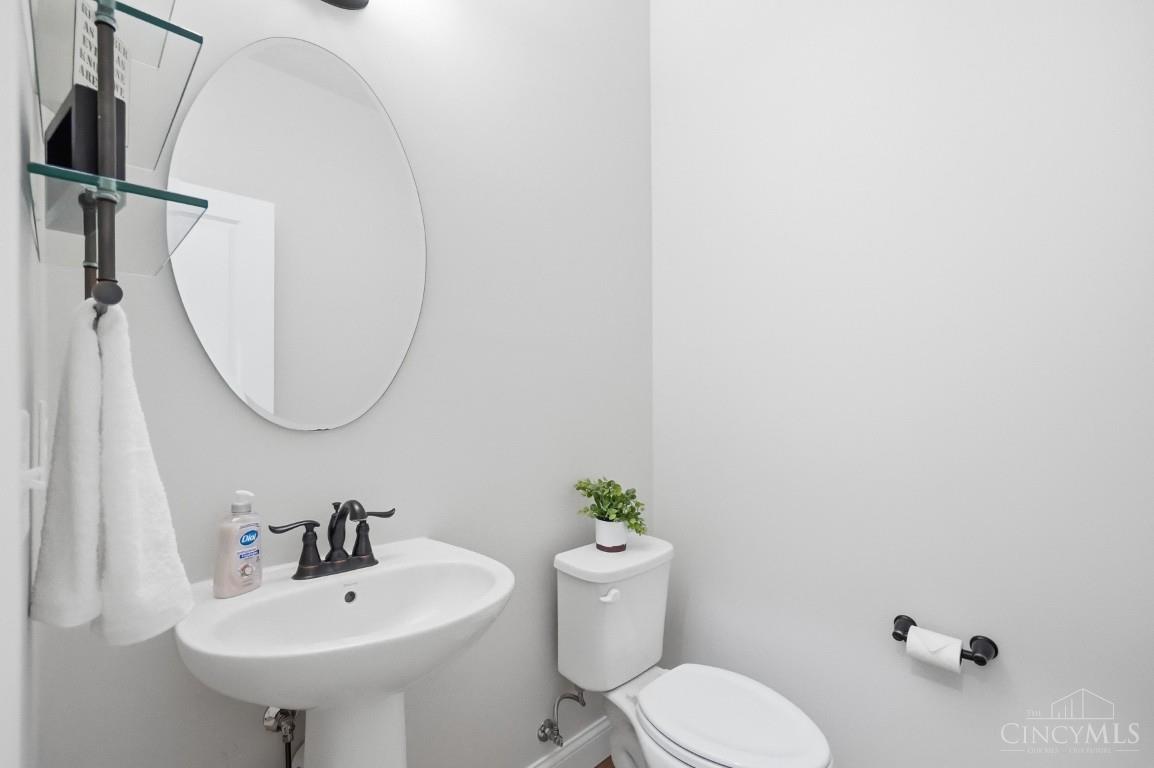 5935 Brunswick Court, Liberty Twp, OH, 45044 — photo 27