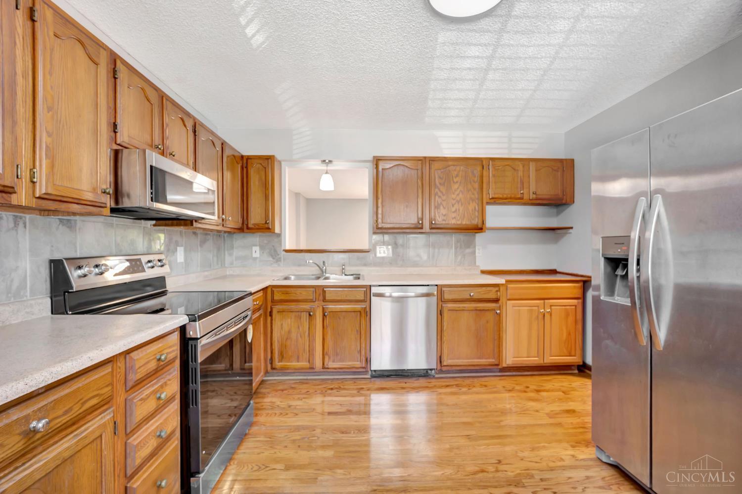 10667 Montgomery Road #13, Montgomery, OH, 45242 — photo 5