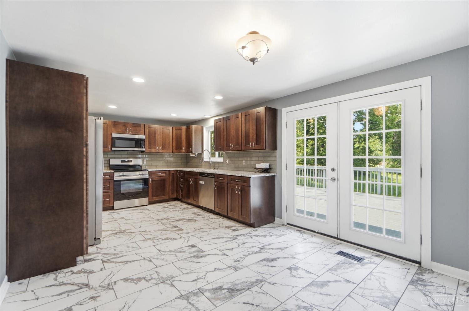 3331 Mt Carmel Road, Anderson Twp, OH, 45244 — photo 15