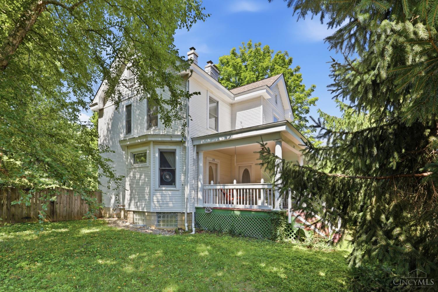 250 Broadway Street, Loveland, OH, 45140 — photo 2
