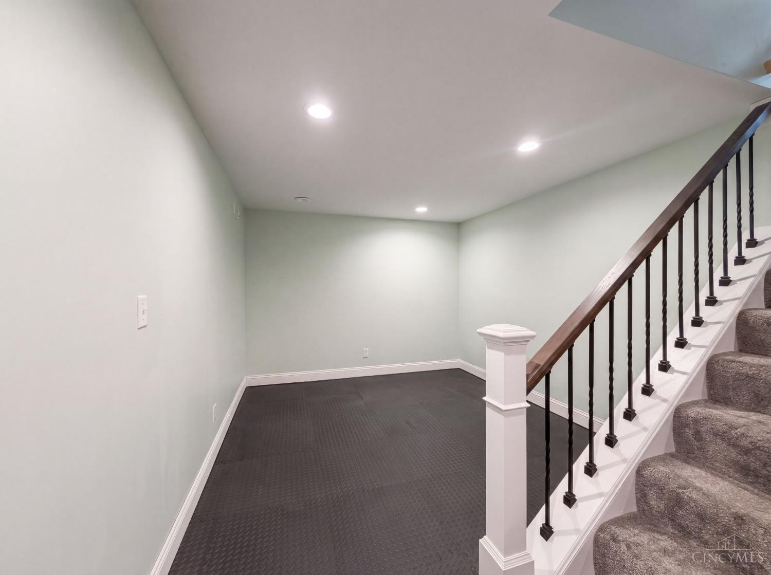 12169 Village Woods Drive, Sharonville, OH, 45241 — photo 22