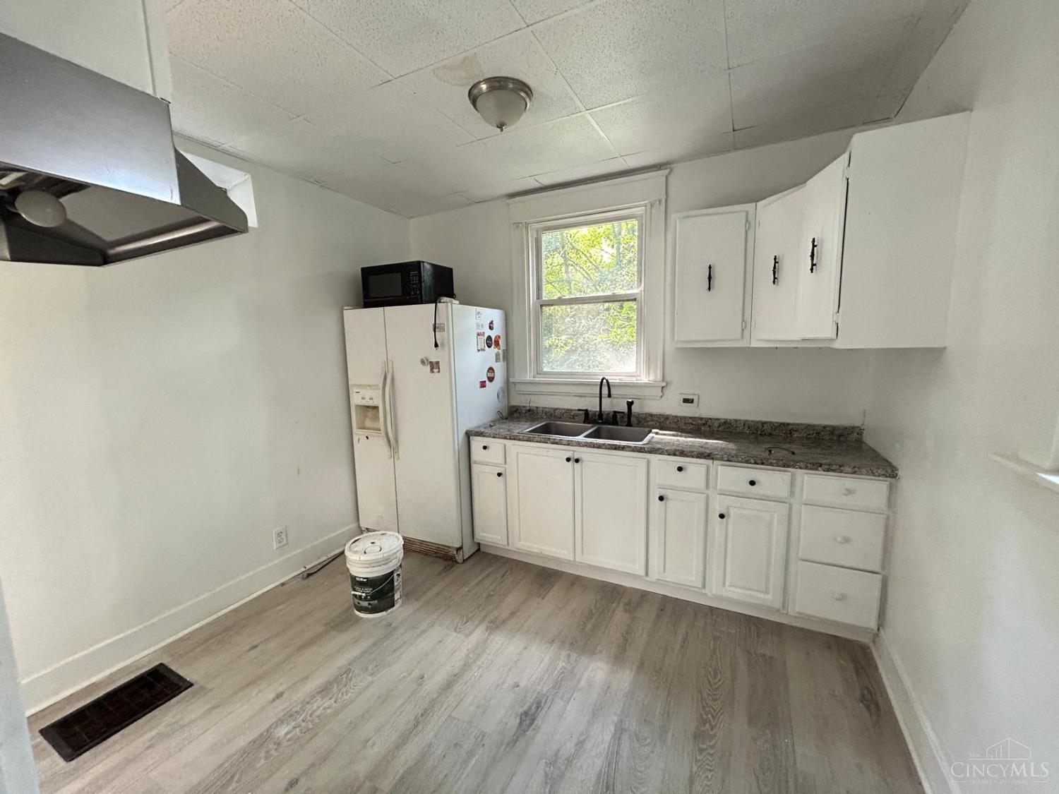 3719 Laclede Ave, Cincinnati, OH, 45205 — photo 4