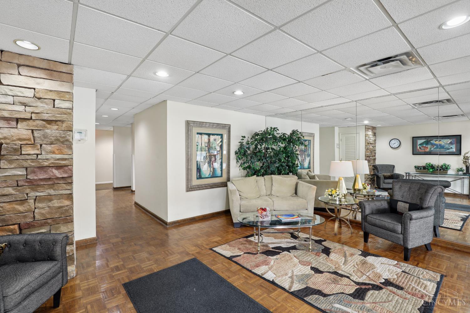 3533 Amberacres Drive #304, Cincinnati, OH, 45237 — photo 34
