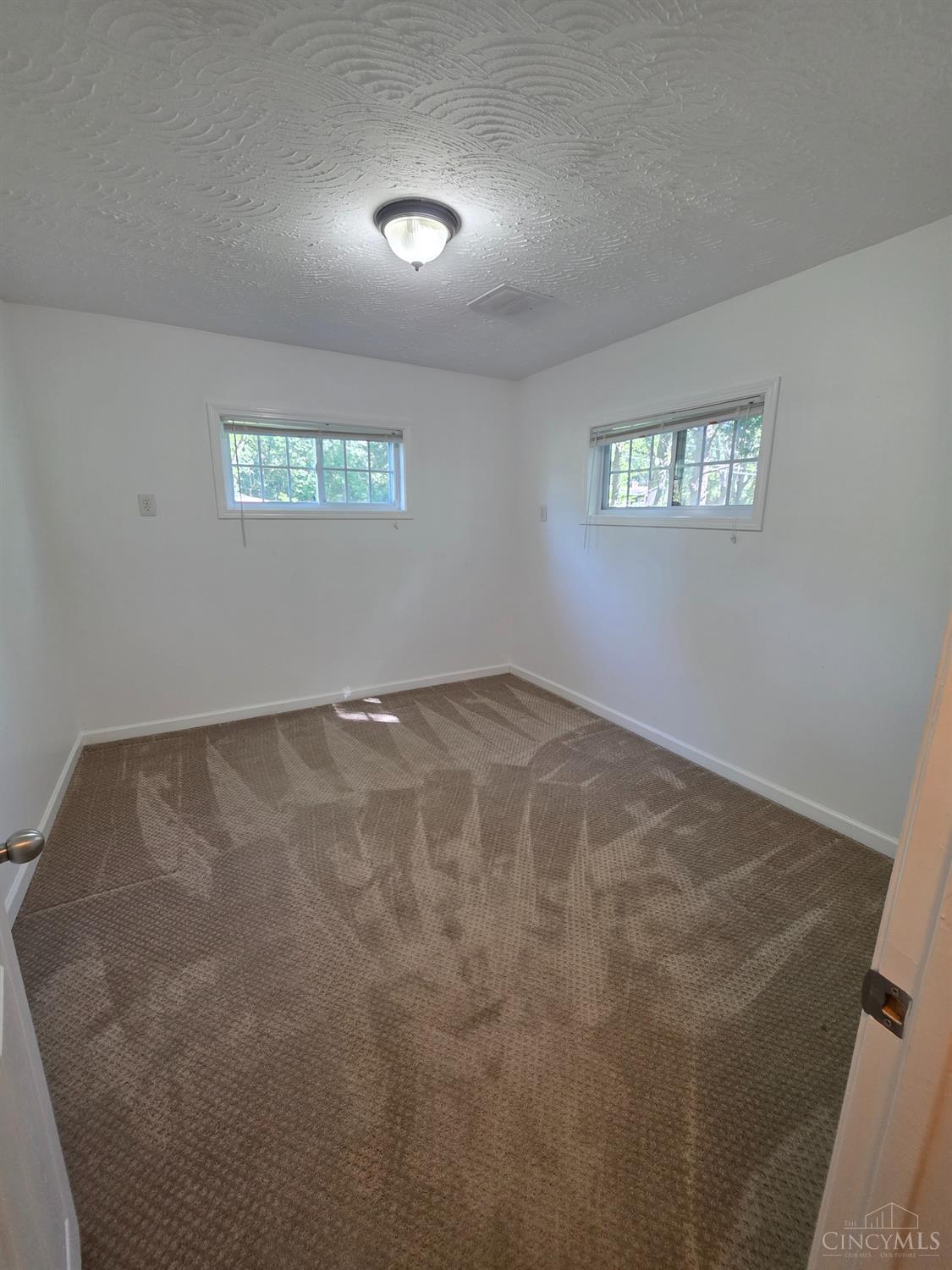 1894 Parker Road, Goshen Twp, OH, 45122 — photo 16