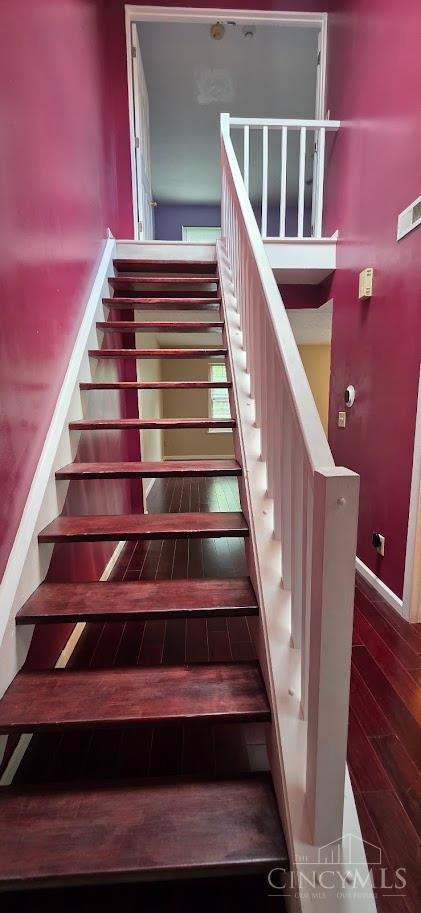 5592 Regimental Place, Cincinnati, OH, 45239 — photo 16