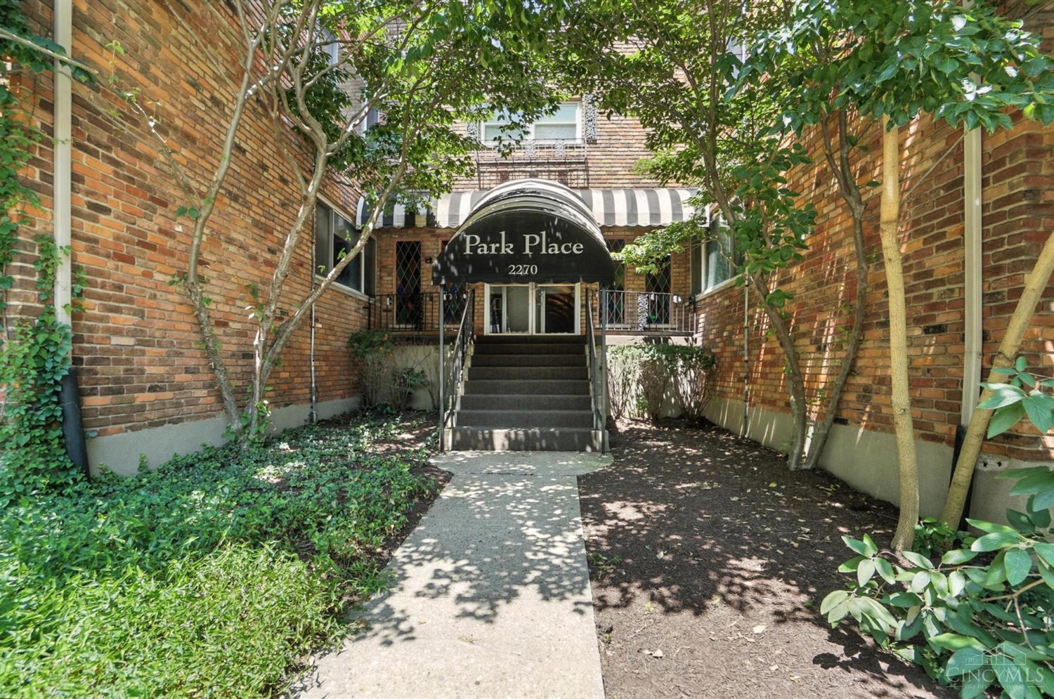 2270 Madison Road #1B, Cincinnati, OH, 45208