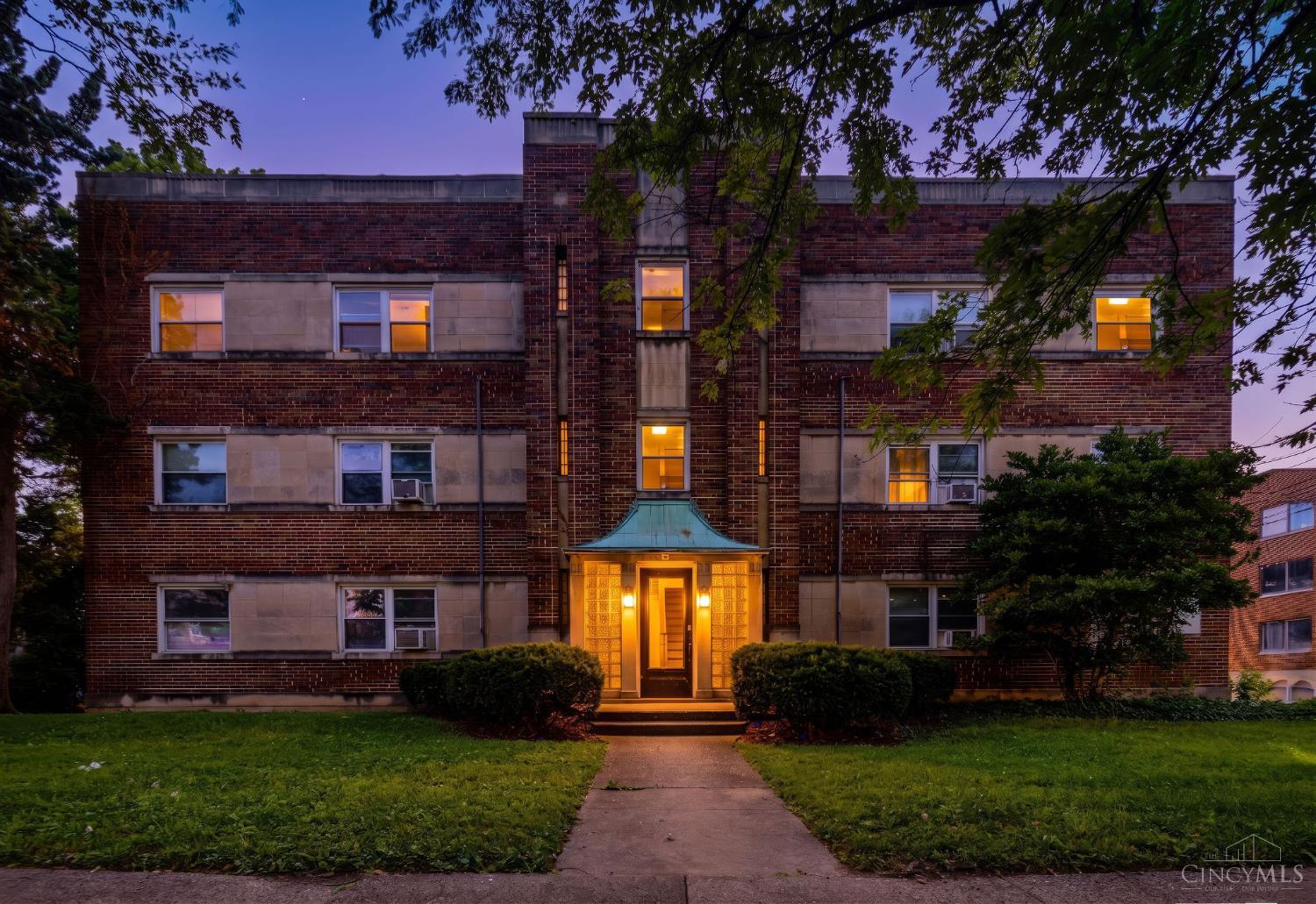 2719 Digby Avenue, Cincinnati, OH, 45220 — photo 2
