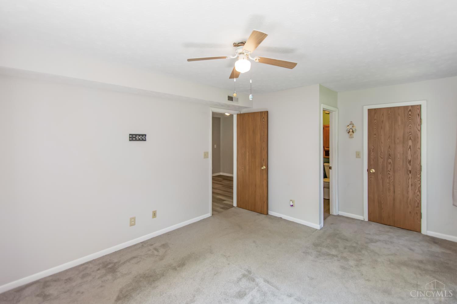 5990 Meadow Creek Drive #2, Miami Twp, OH, 45150 — photo 18