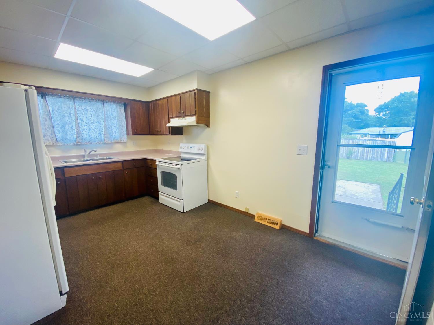 284 Howard Street, Sabina, OH, 45169 — photo 16