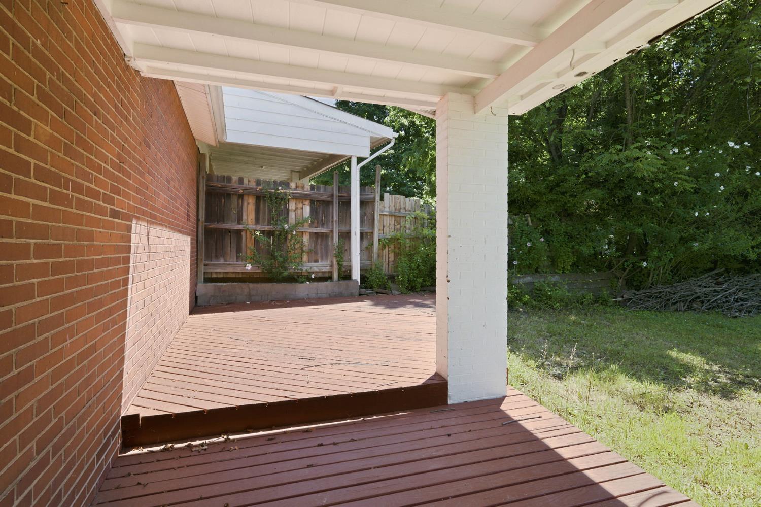 5 Briarwood Lane, Greenhills, OH, 45218 — photo 37