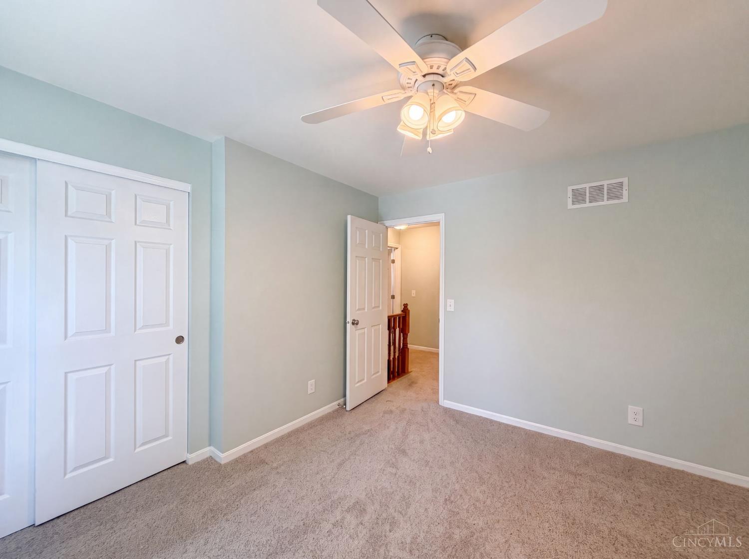 12169 Village Woods Drive, Sharonville, OH, 45241 — photo 9