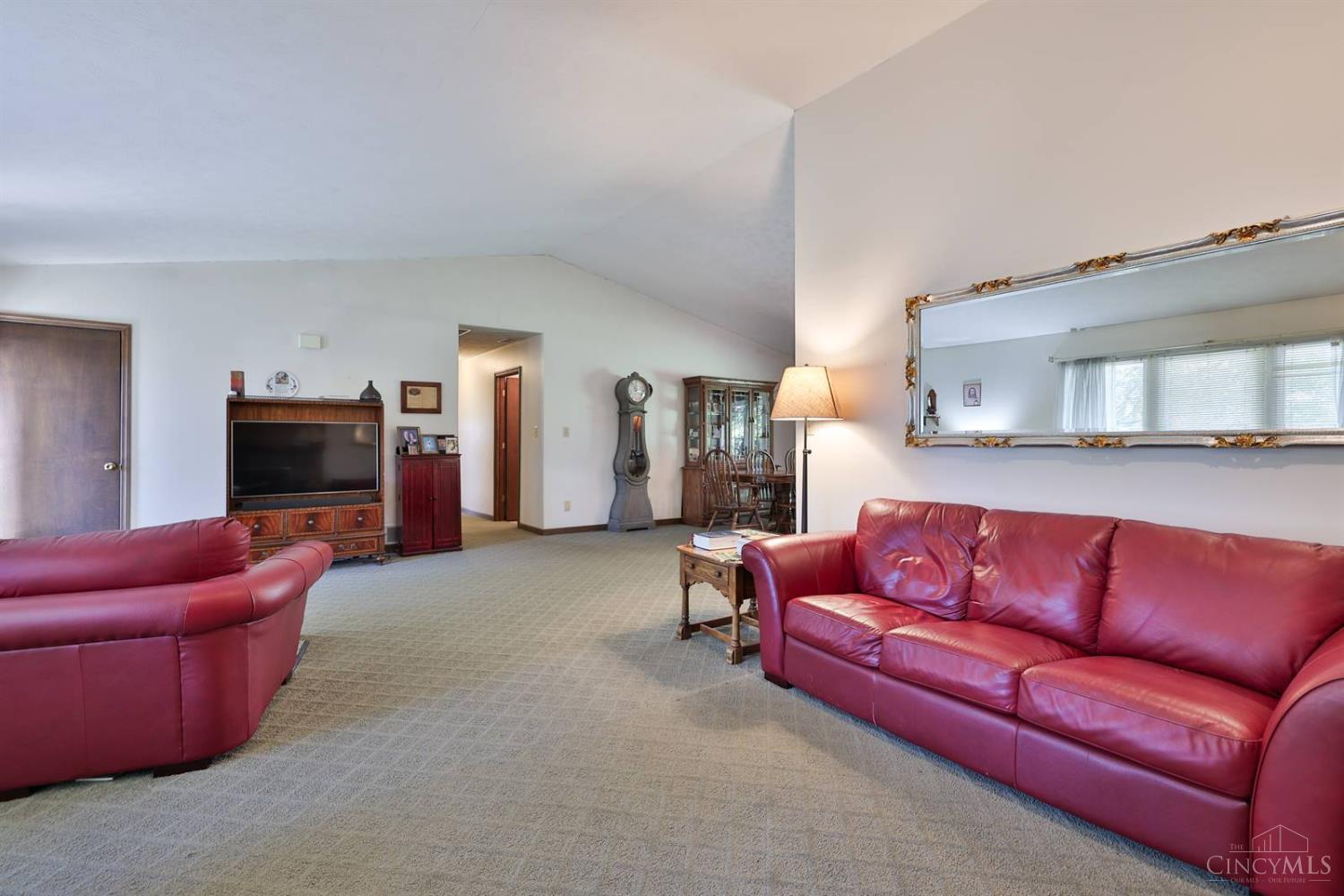 16 Lorelei Drive, Perry Twp, OH, 45118 — photo 5