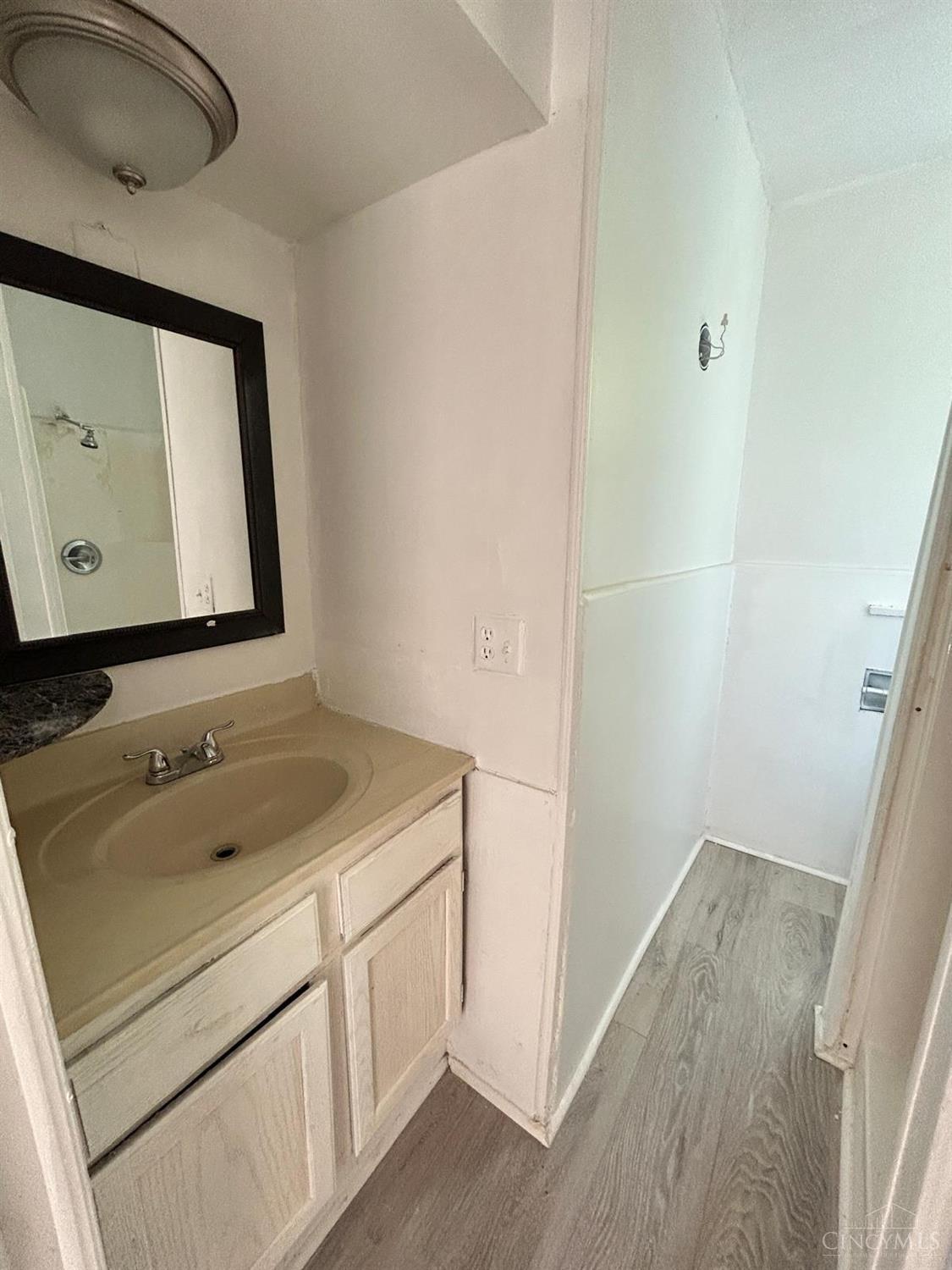 3719 Laclede Ave, Cincinnati, OH, 45205 — photo 11