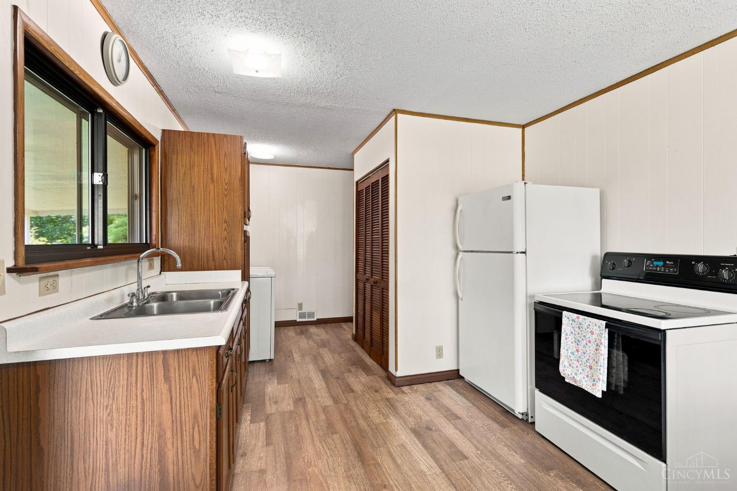 10318 Harrison Road, Hamilton Twp, OH, 45140 — photo 17