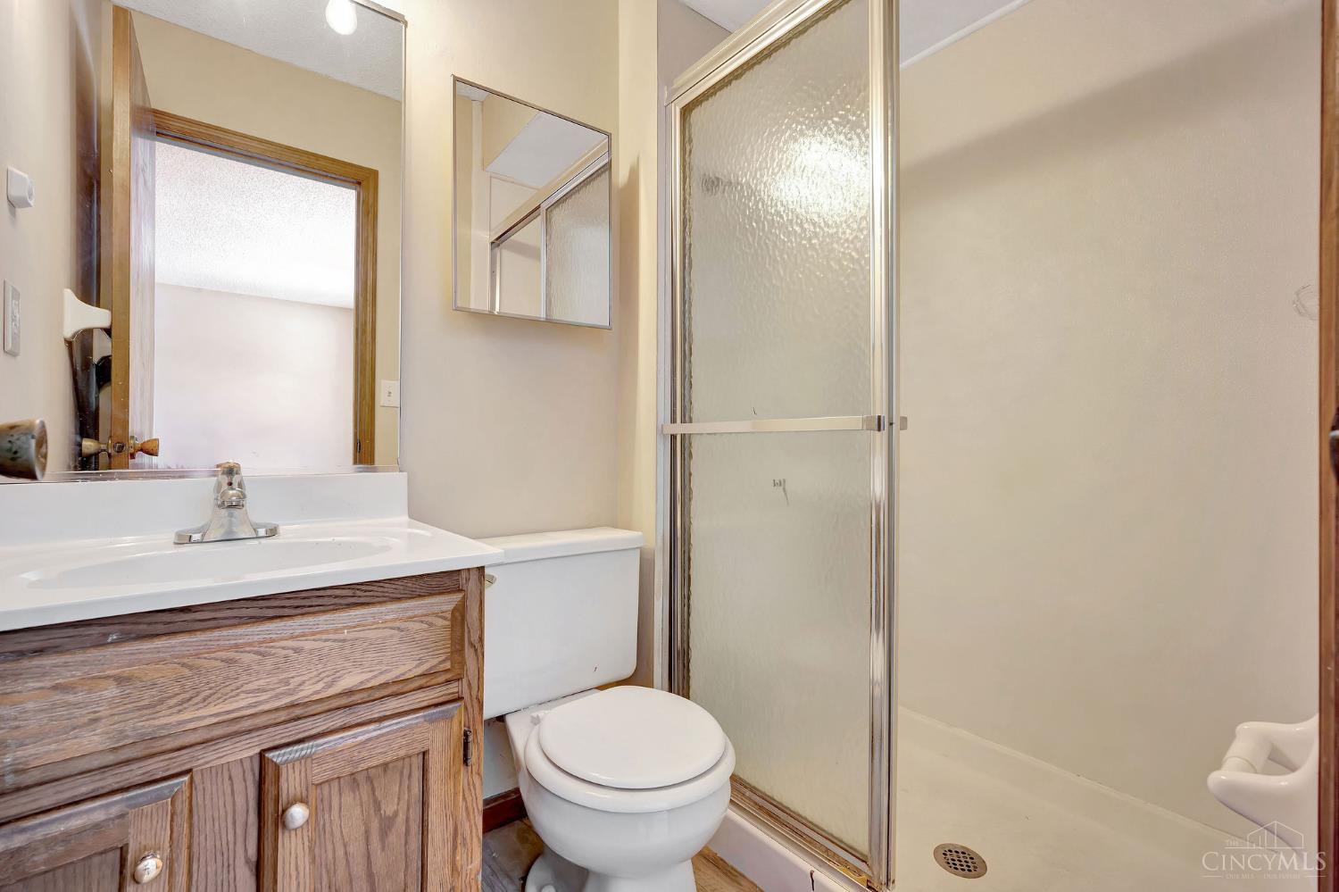 10667 Montgomery Road #13, Montgomery, OH, 45242 — photo 16