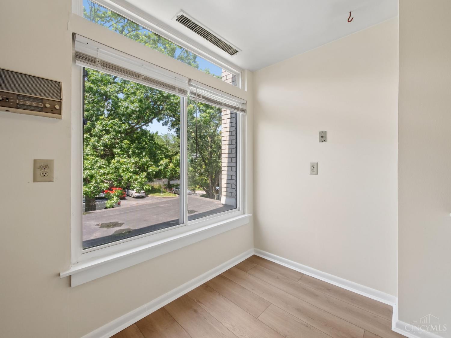 2332 Dana Avenue, Cincinnati, OH, 45208 — photo 14