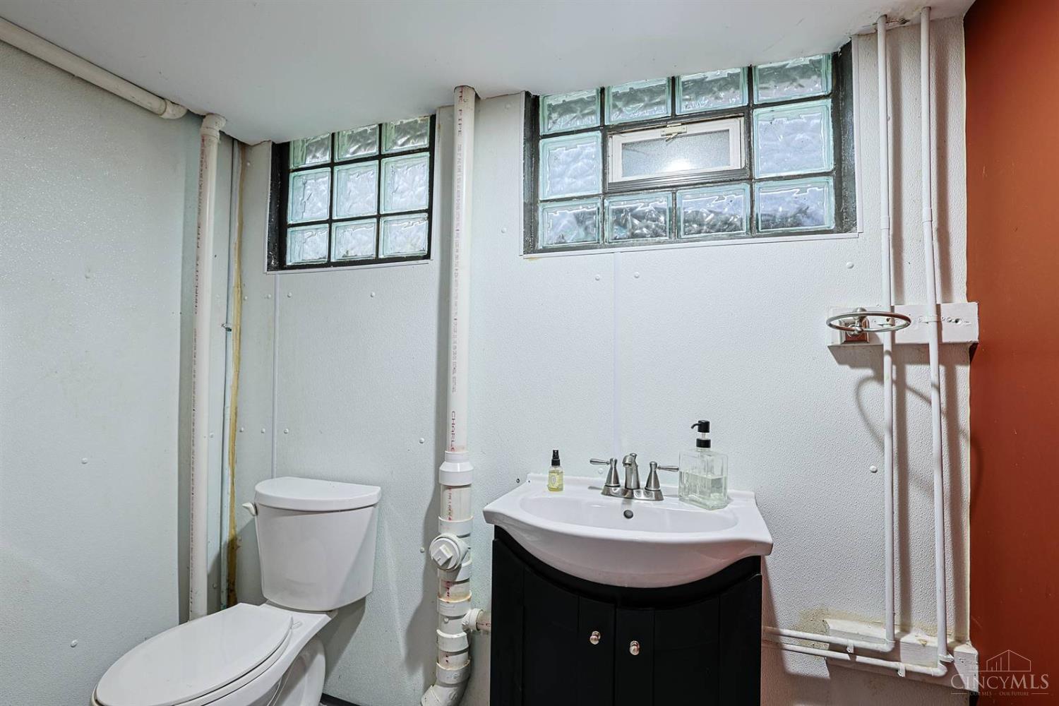 3631 Erie Avenue, Cincinnati, OH, 45208 — photo 19
