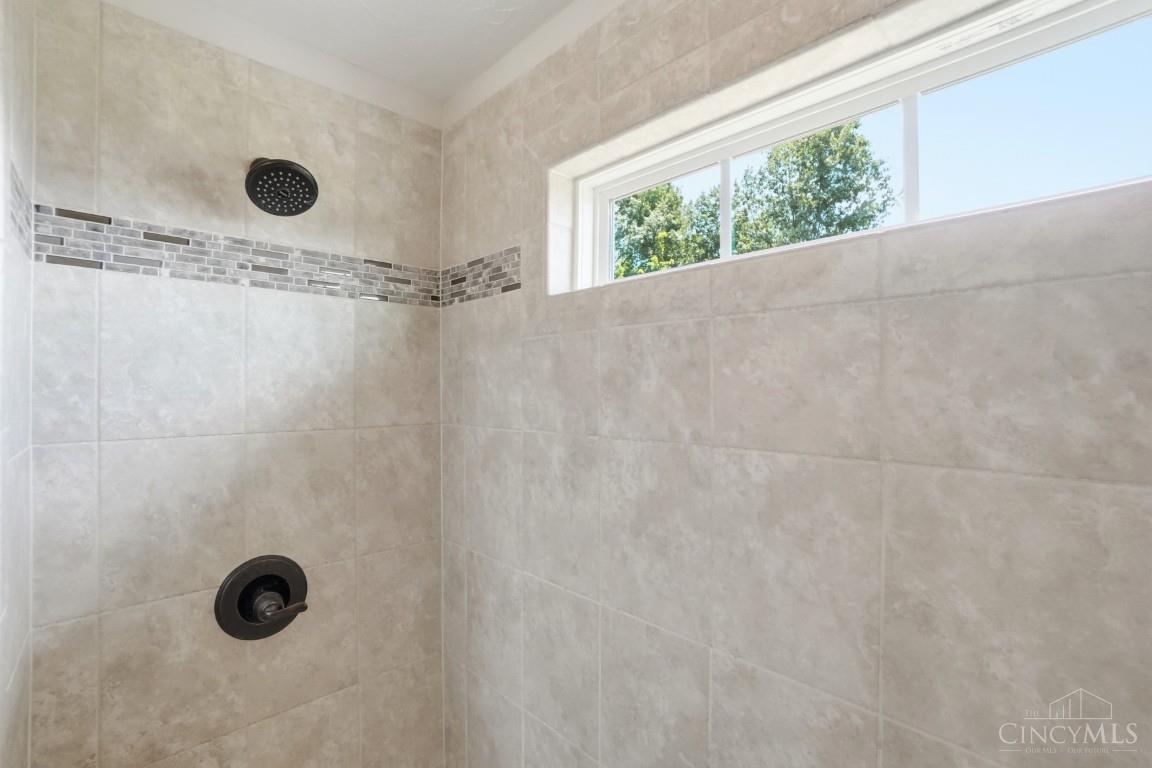 5935 Brunswick Court, Liberty Twp, OH, 45044 — photo 39
