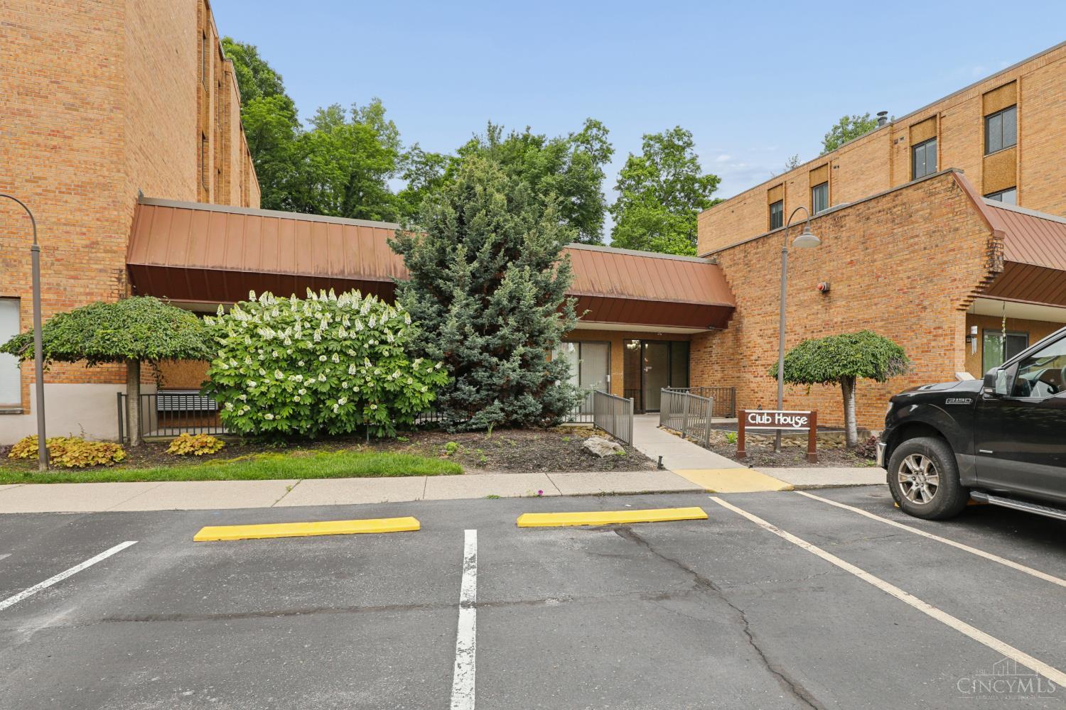 3533 Amberacres Drive #304, Cincinnati, OH, 45237 — photo 29