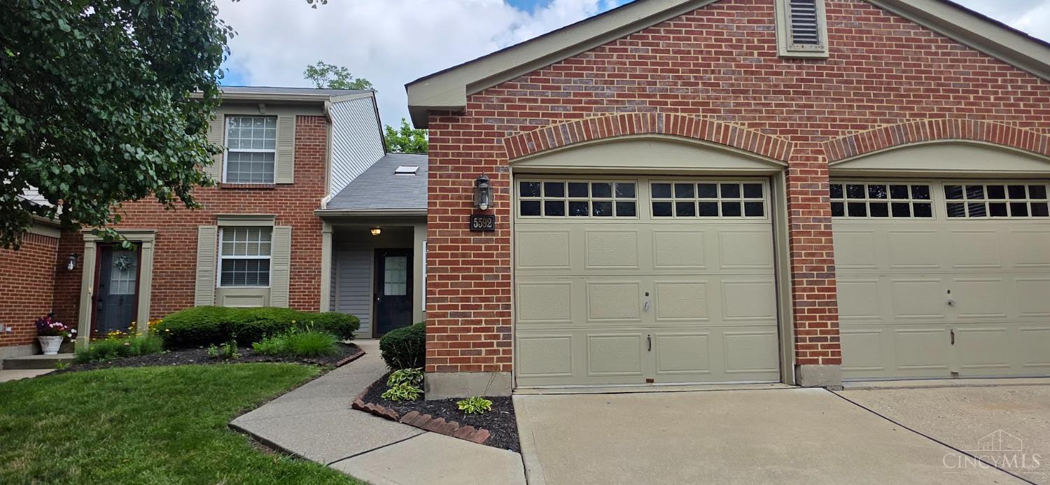 5592 Regimental Place, Cincinnati, OH, 45239 — photo 2
