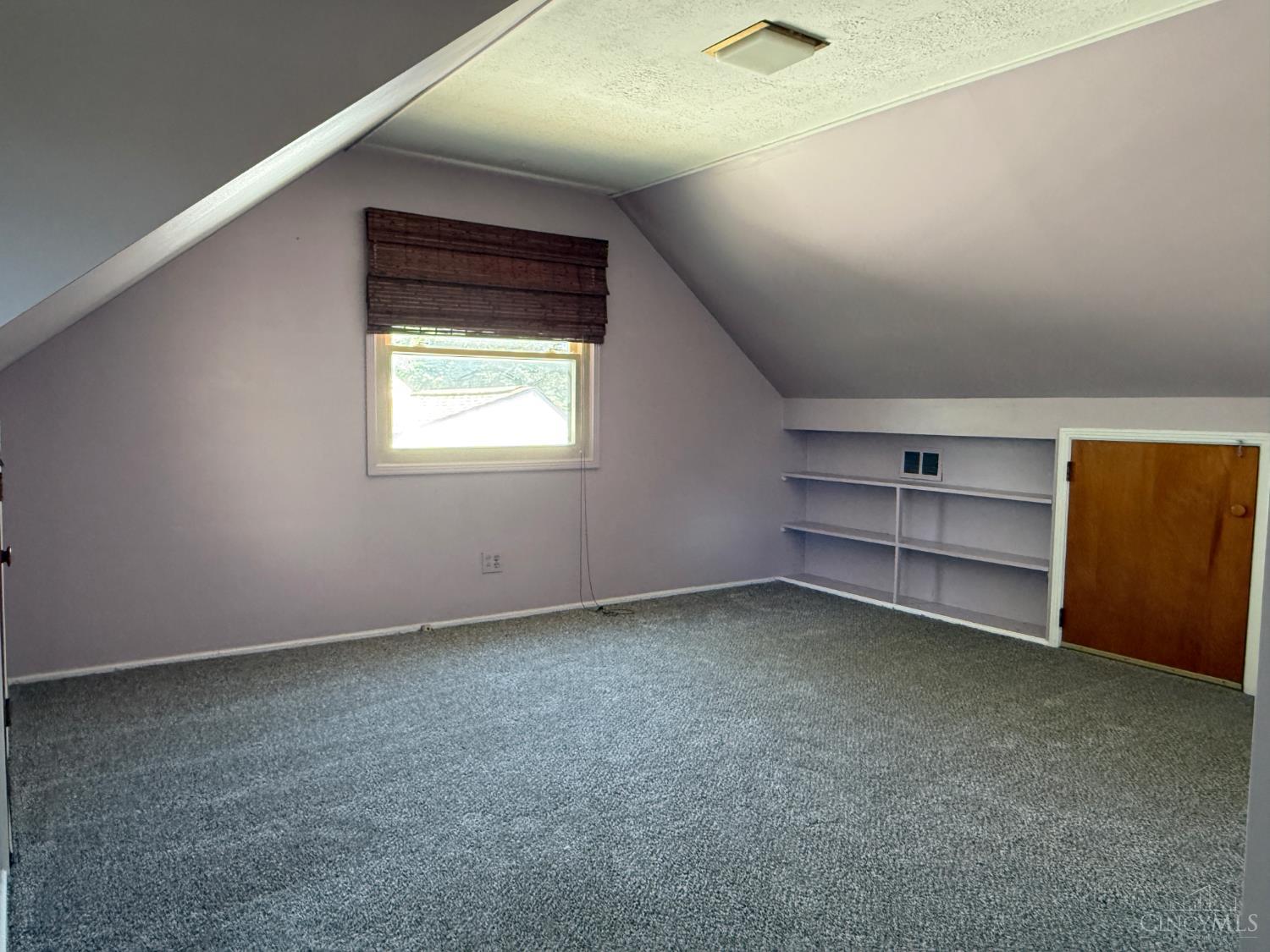 53 Hadley Road, Greenhills, OH, 45218 — photo 20