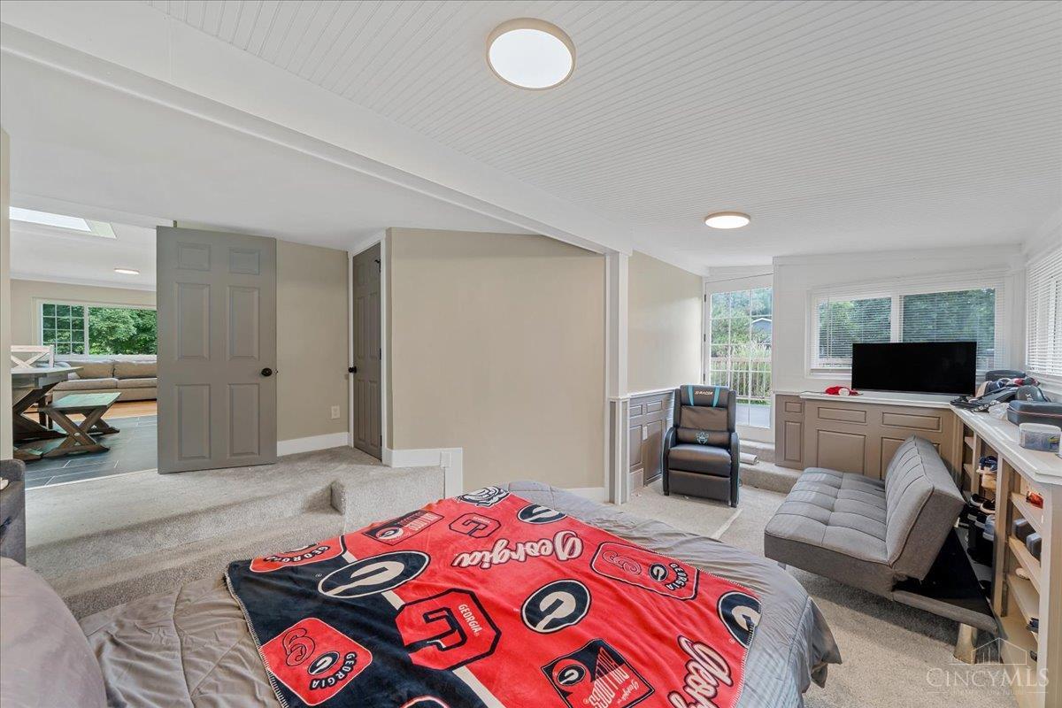 6699 Loveland Miamiville Road, Miami Twp, OH, 45140 — photo 7