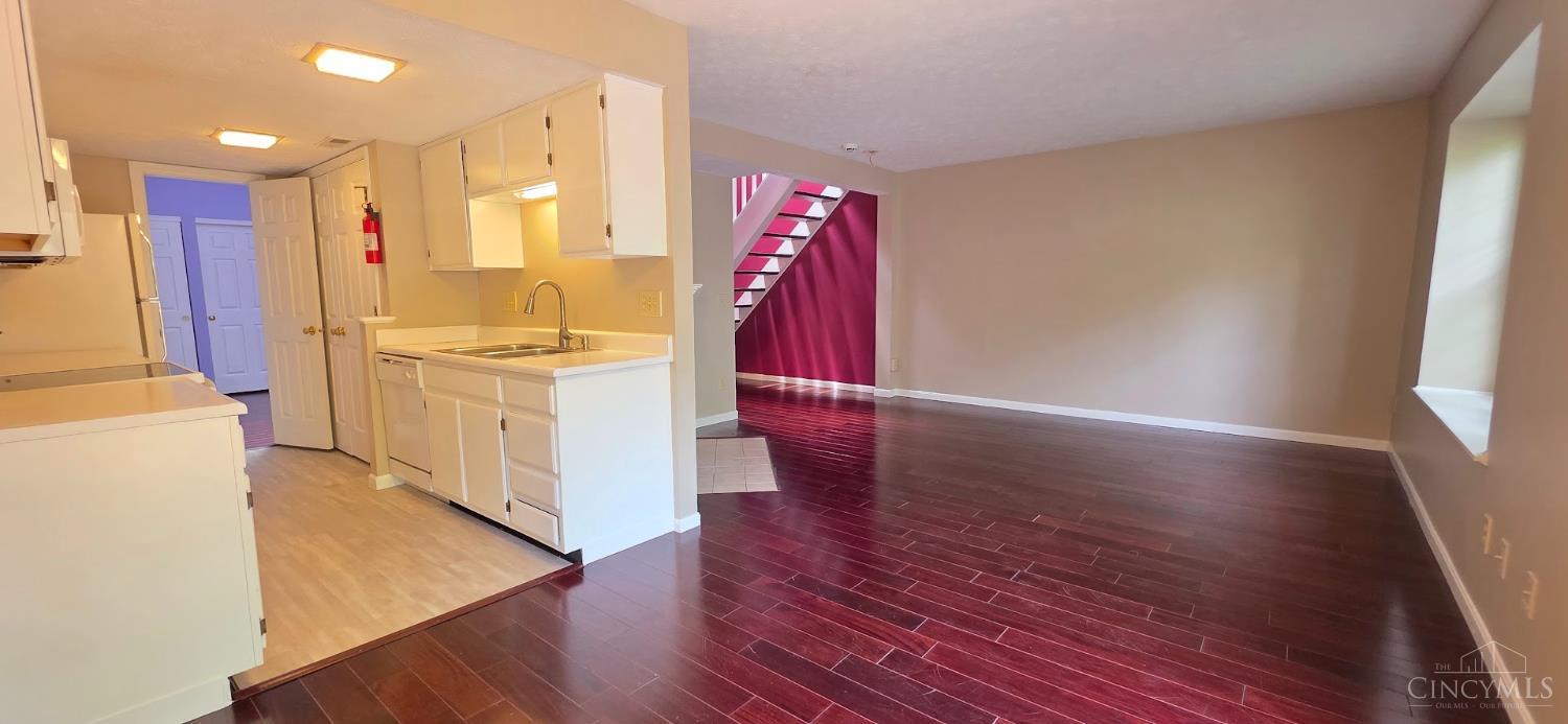 5592 Regimental Place, Cincinnati, OH, 45239 — photo 7