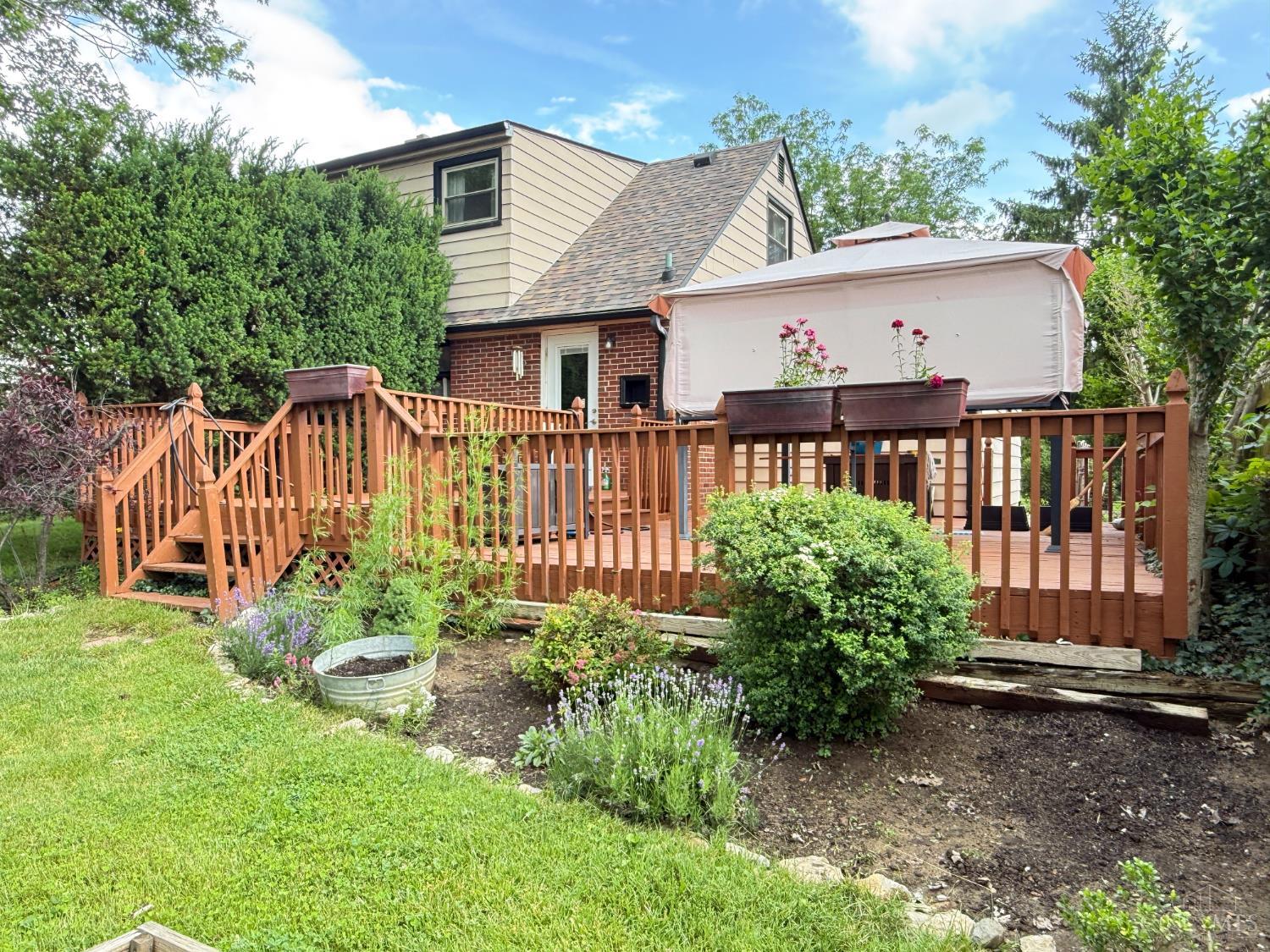 53 Hadley Road, Greenhills, OH, 45218 — photo 27