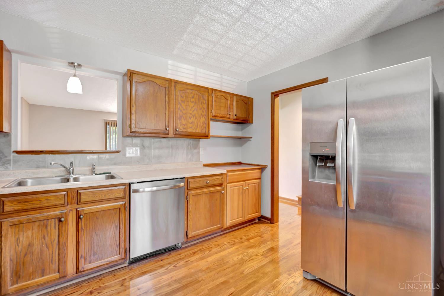 10667 Montgomery Road #13, Montgomery, OH, 45242 — photo 4