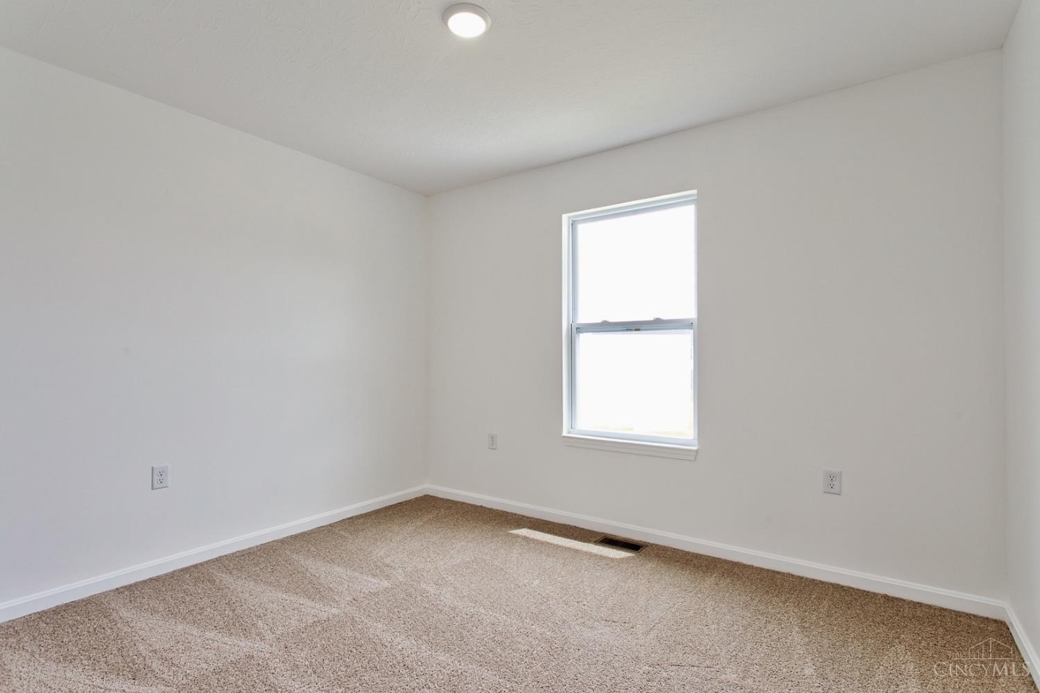 3004 Custer Drive, Franklin Twp, OH, 45171 — photo 15