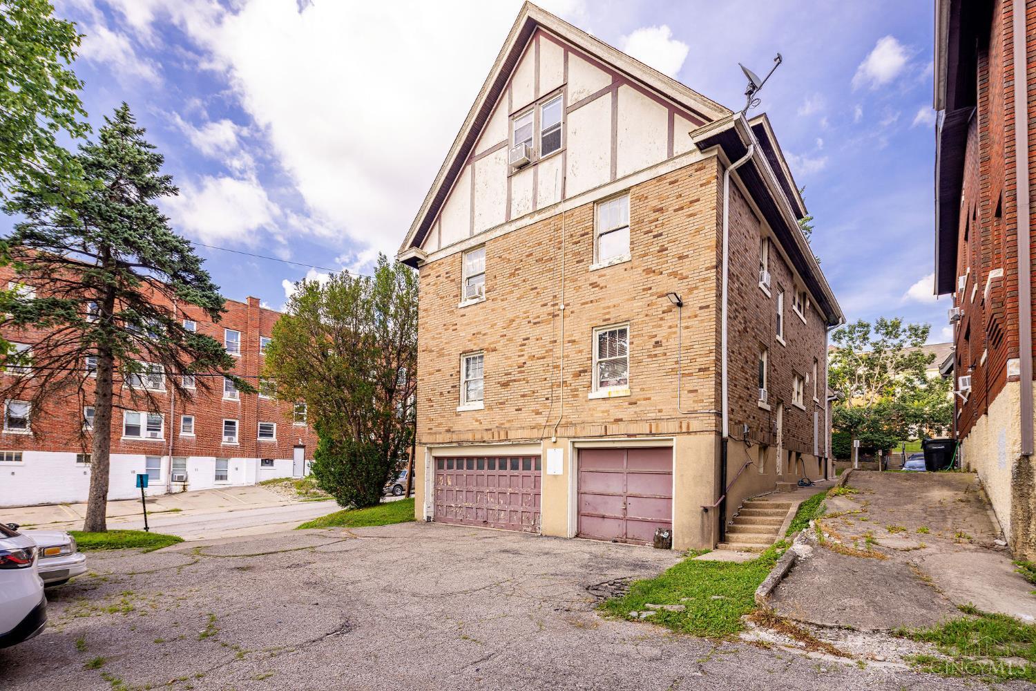 2733 Stratford Avenue, Cincinnati, OH, 45220 — photo 5