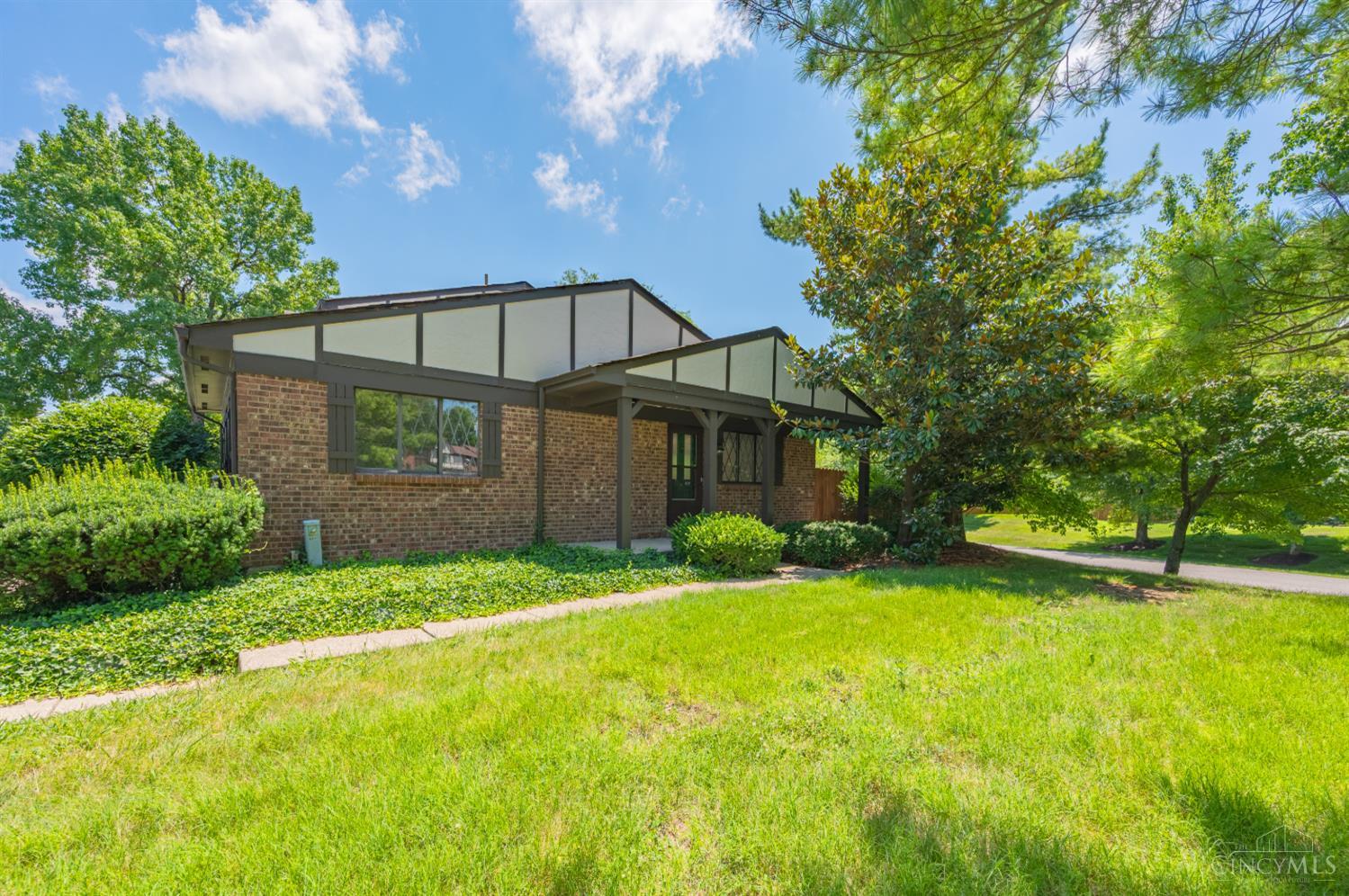 491 Halifax Circle, Union Twp, OH, 45244 — photo 3