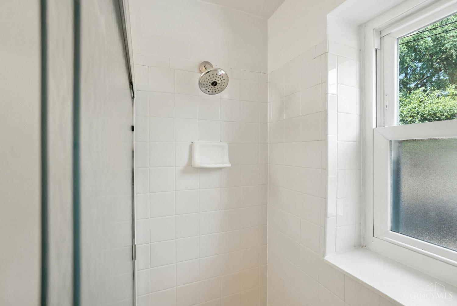 2270 Madison Road #1B, Cincinnati, OH, 45208 — photo 38