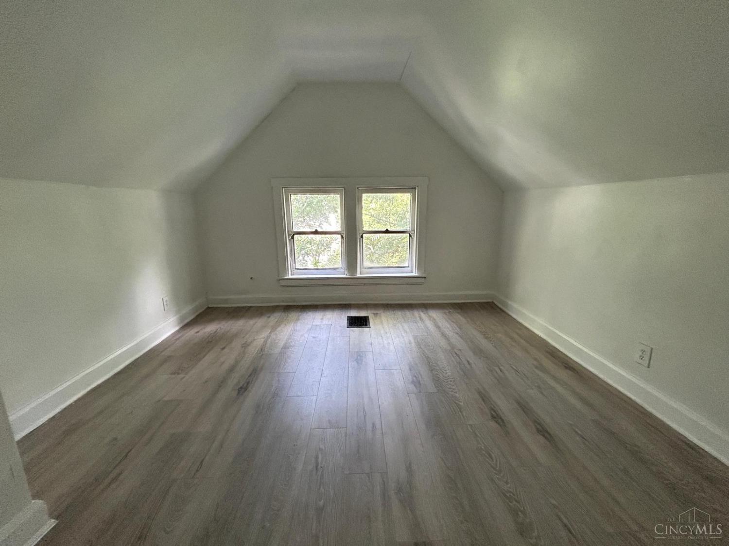 3719 Laclede Ave, Cincinnati, OH, 45205 — photo 6