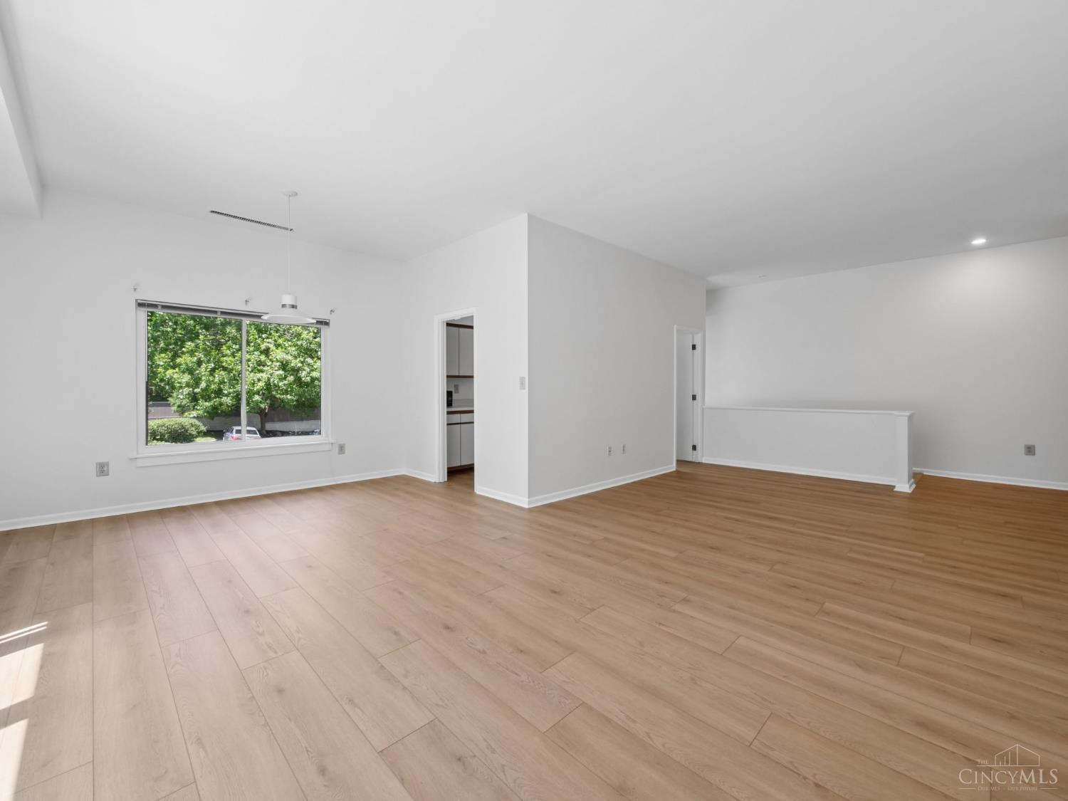 2332 Dana Avenue, Cincinnati, OH, 45208 — photo 9