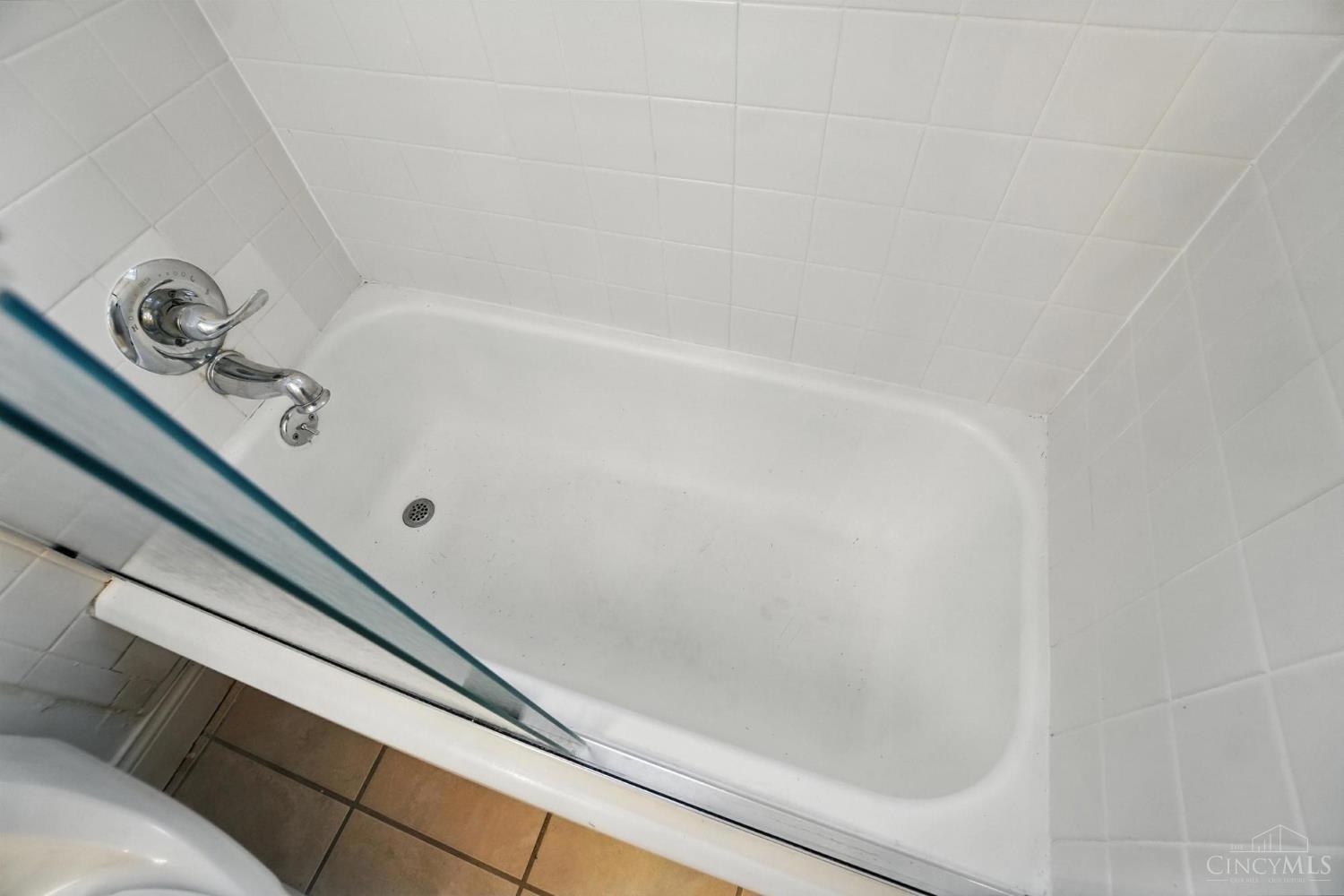 2270 Madison Road #1B, Cincinnati, OH, 45208 — photo 37